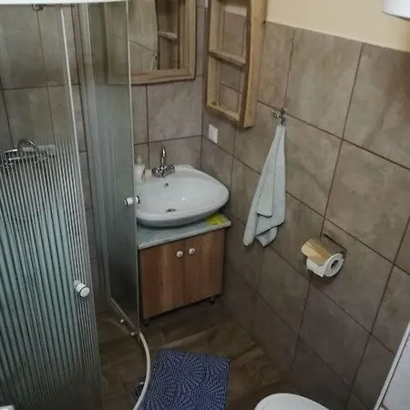 Bogi Vendeghaz Apartment *