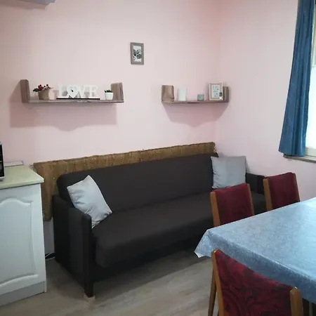 Apartment Bogi Vendeghaz